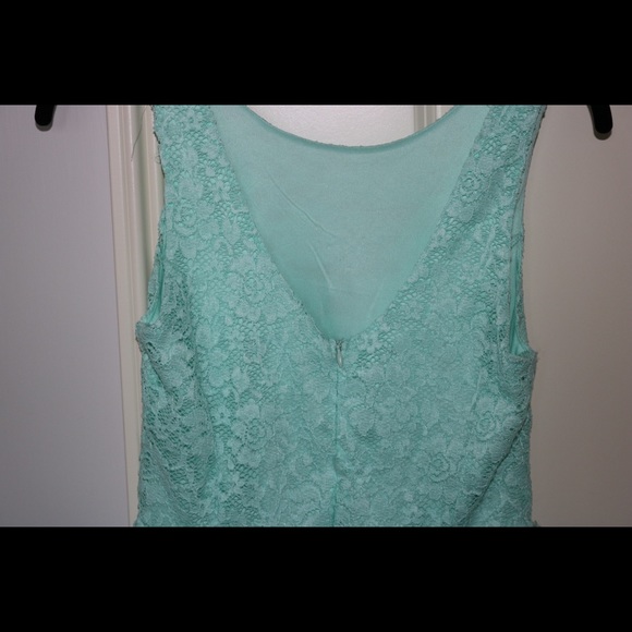 Blue lace dress - Picture 2 of 2